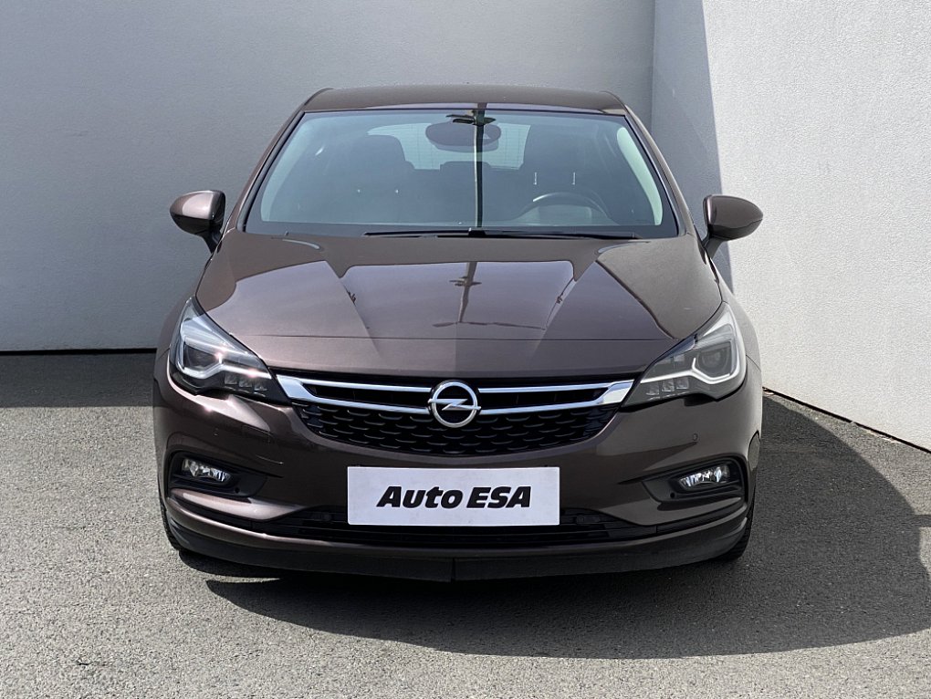 Opel Astra 1.4i Innovation