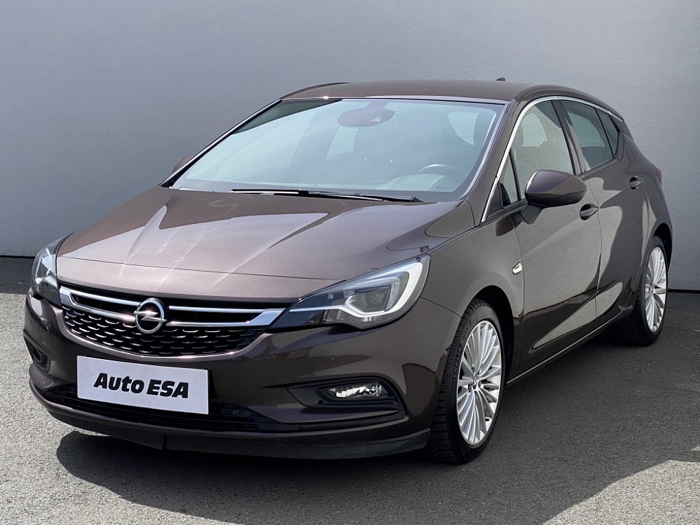 Opel Astra 1.4i Innovation
