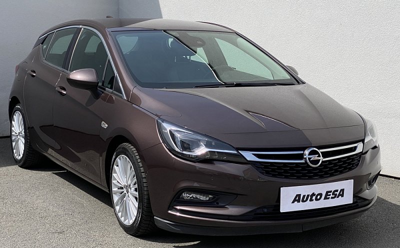Opel Astra 1.4i Innovation