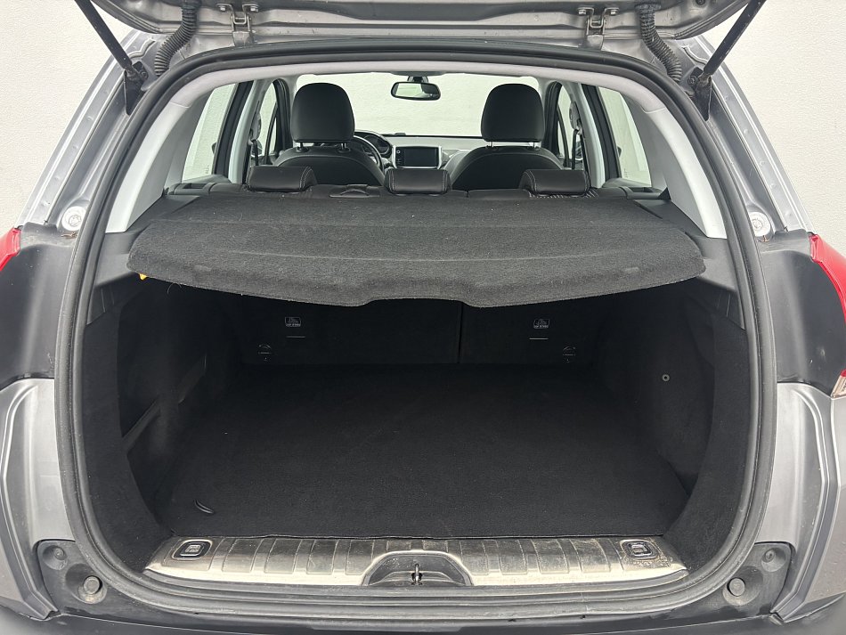 Peugeot 2008 1.2 VTi Allure