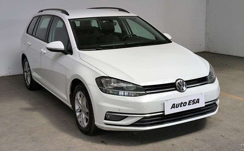 Volkswagen Golf 2.0 TDi 