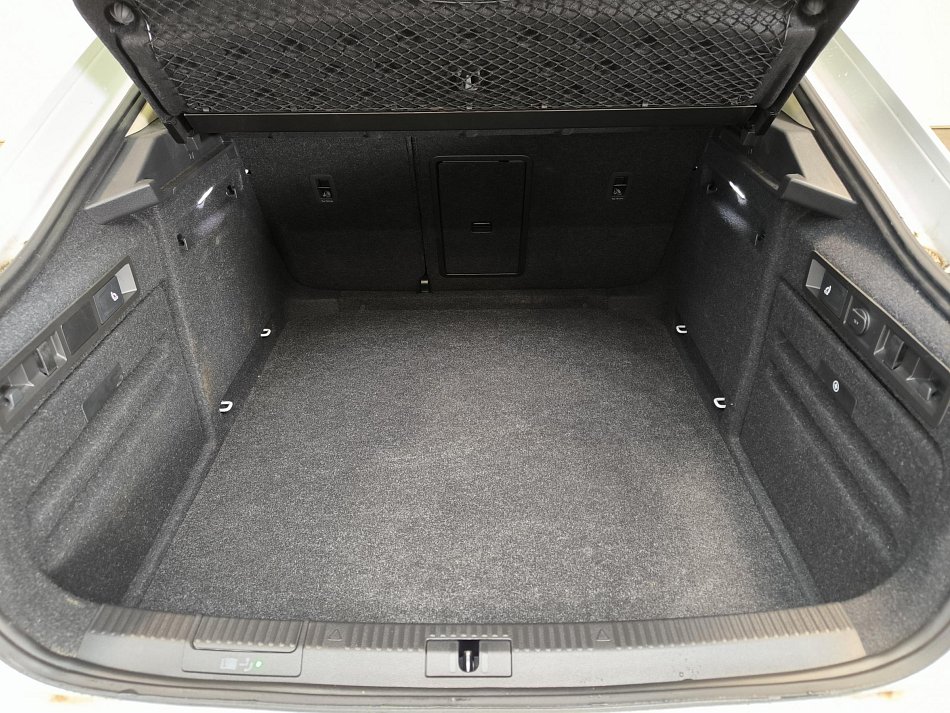 Škoda Superb III 2.0TDi L&K 4x4