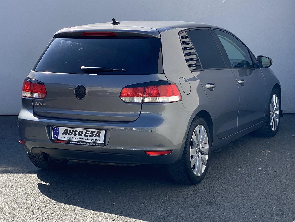 Volkswagen Golf 1.2 TSI 