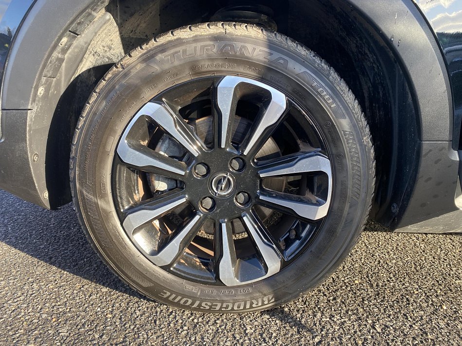 Opel Crossland 1.2 T Elegance