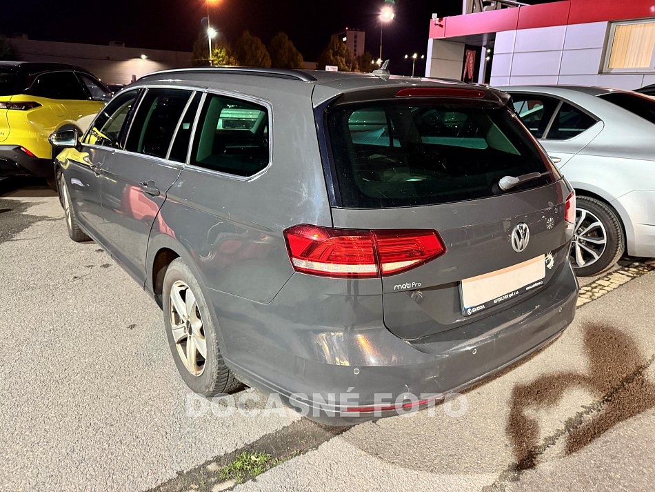 Volkswagen Passat 2.0 TDi 