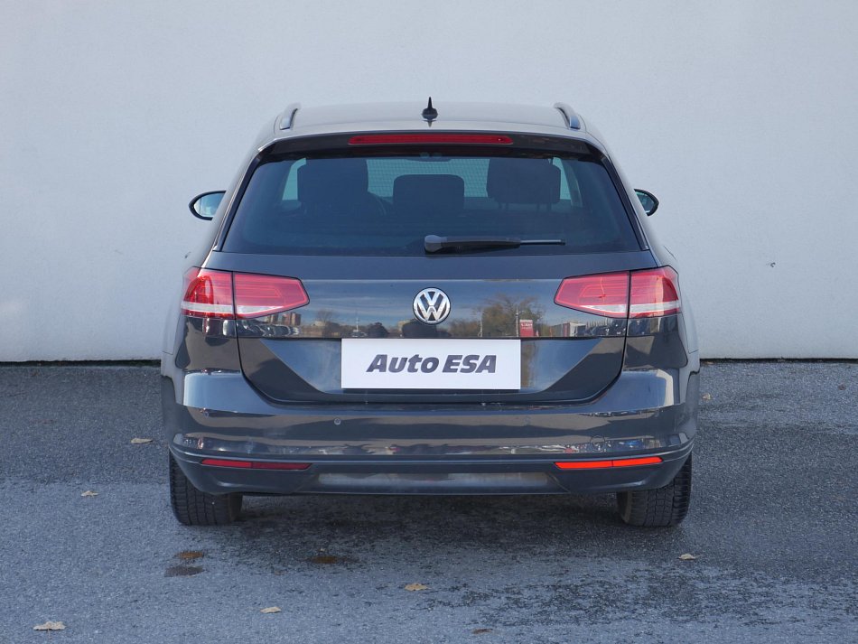 Volkswagen Passat 2.0 TDi 