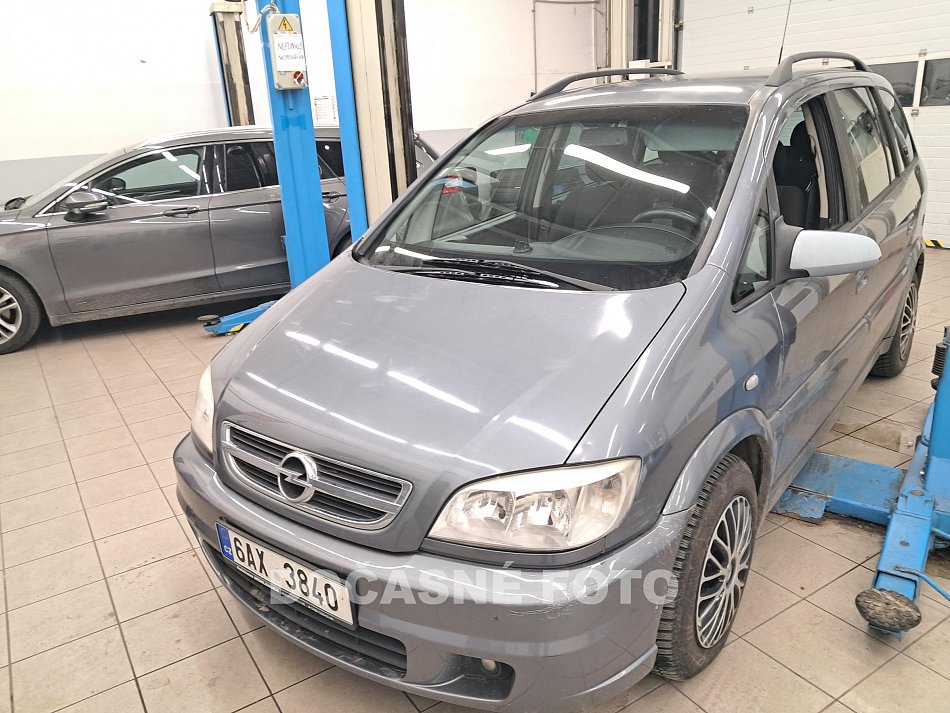 Opel Zafira 1.8 i 