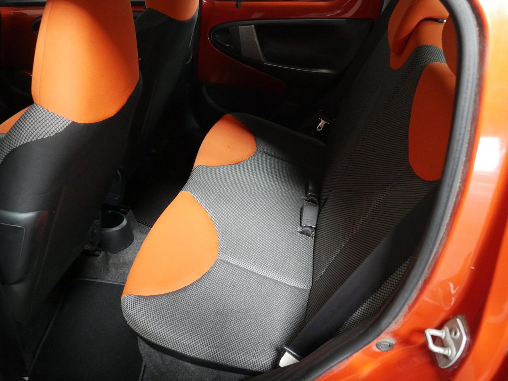 Toyota Aygo 1.0i 