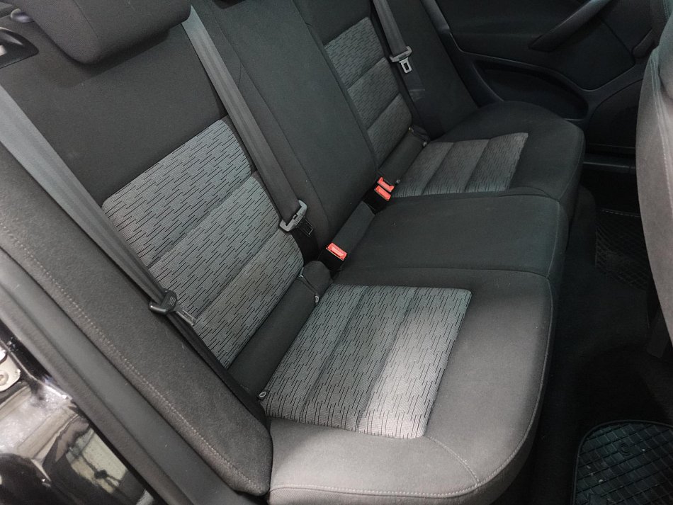 Škoda Octavia II 1.6MPi Ambiente