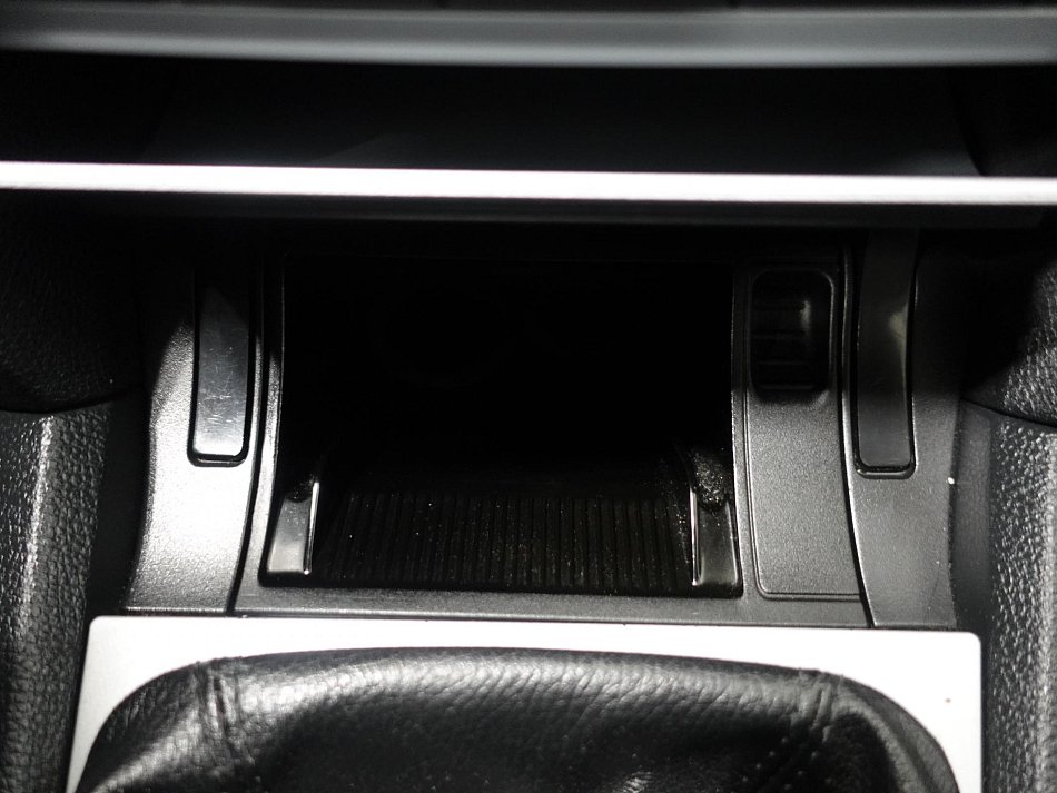 Škoda Octavia II 1.6MPi Ambiente