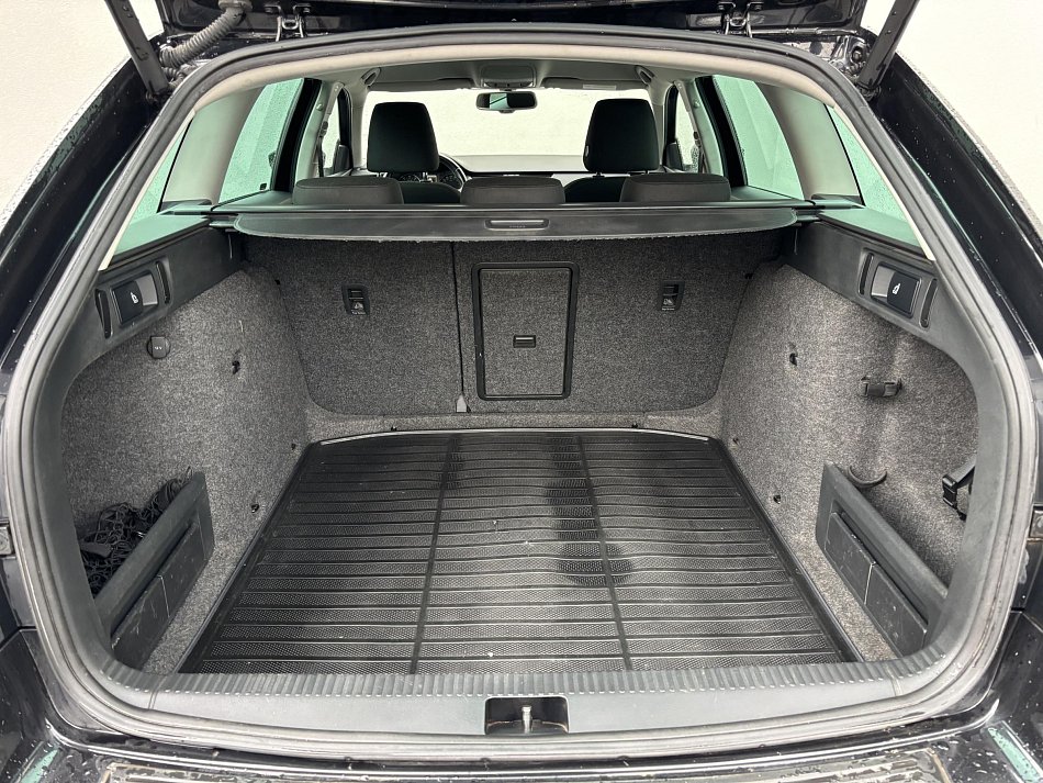 Škoda Octavia III 1.8 TSI 