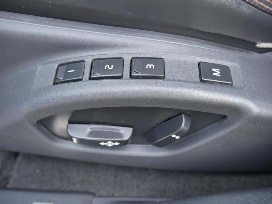 Volvo XC60 2.4 D5  4x4