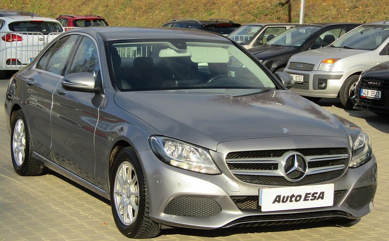 Mercedes-Benz Třída C 1.6  C180