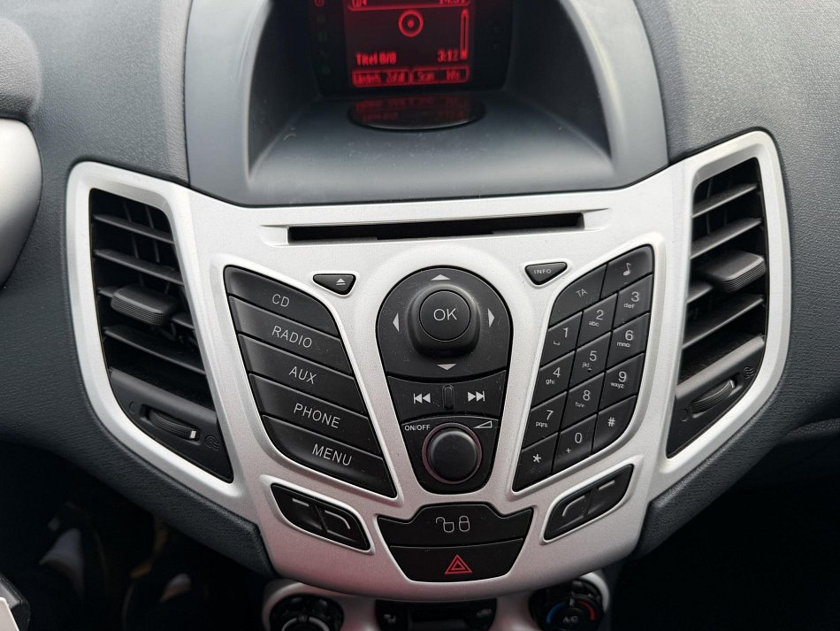 Ford Fiesta 1.6 Ti-VCT Titanium