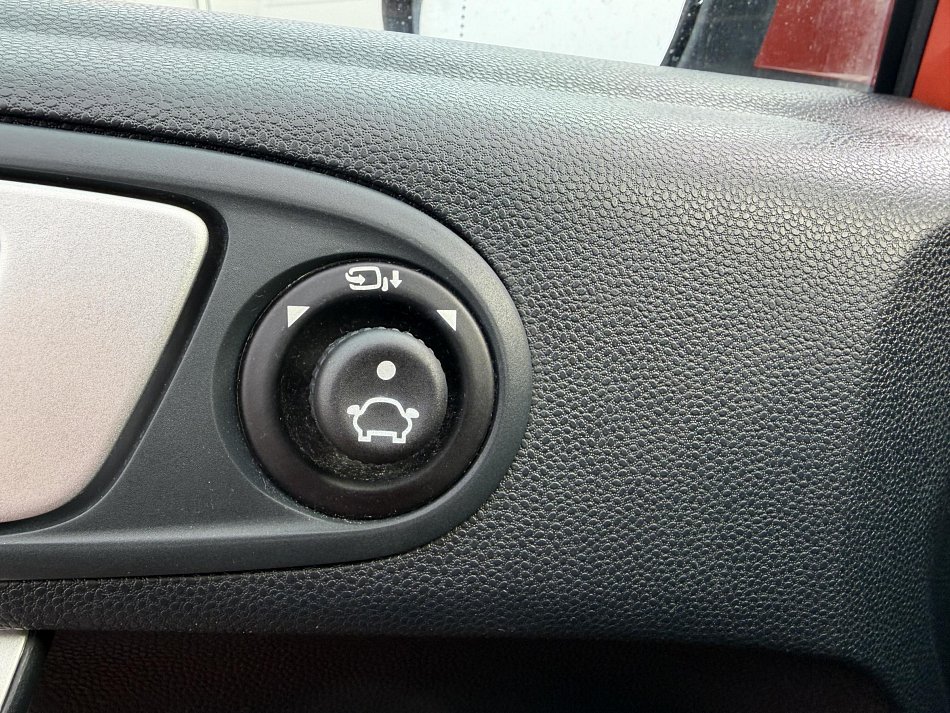 Ford Fiesta 1.6 Ti-VCT Titanium