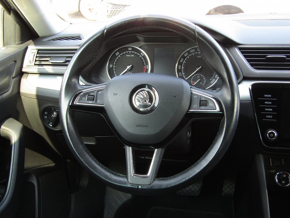 Škoda Superb III 2.0 TDi Ambition