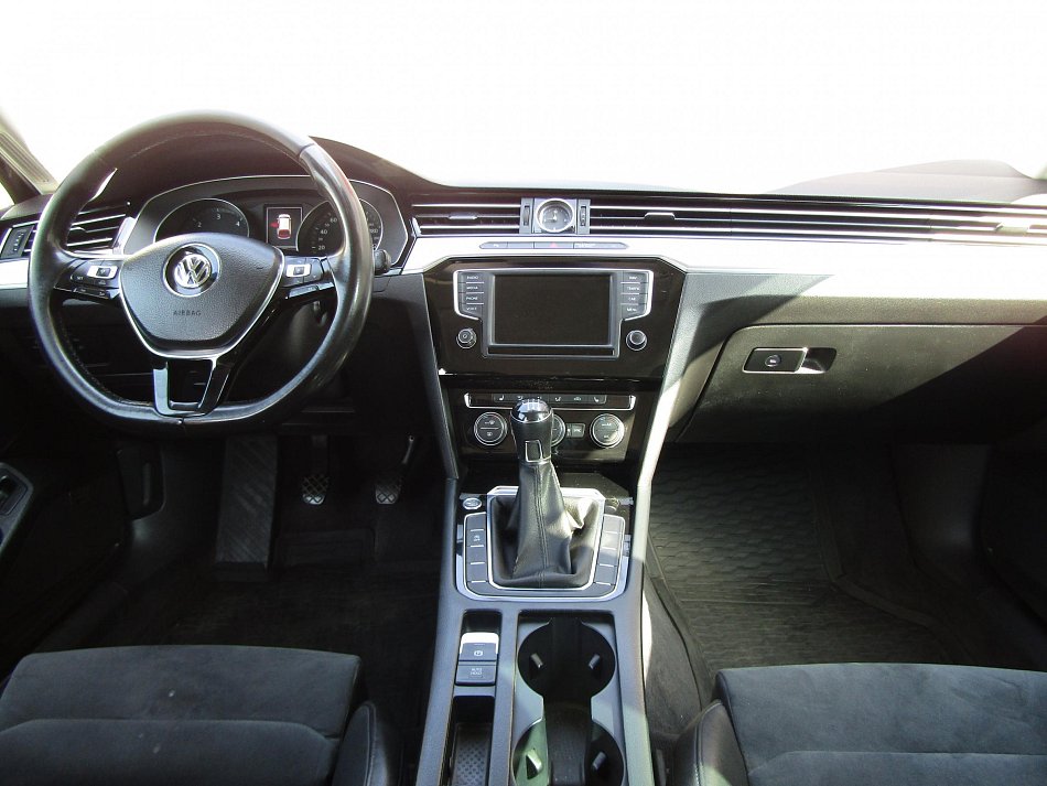 Volkswagen Passat 2.0 TDi Highline