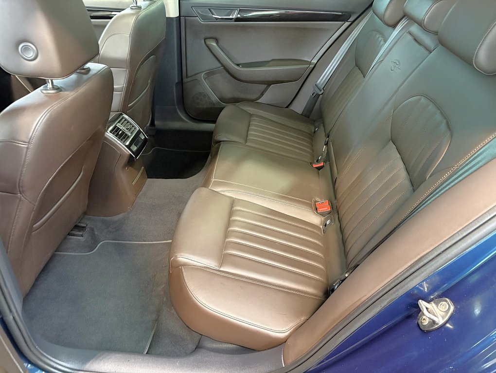 Škoda Superb III 2.0 TDi L&K 4x4