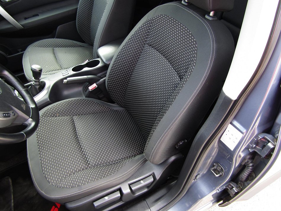 Nissan Qashqai 2.0 16V 