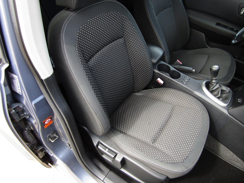Nissan Qashqai 2.0 16V 