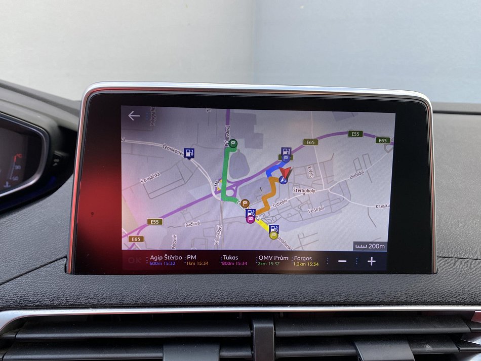 Peugeot 3008 1.2PT Allure