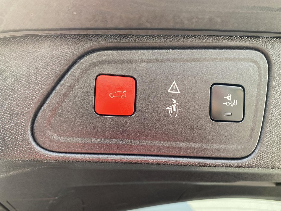 Peugeot 3008 1.2PT Allure