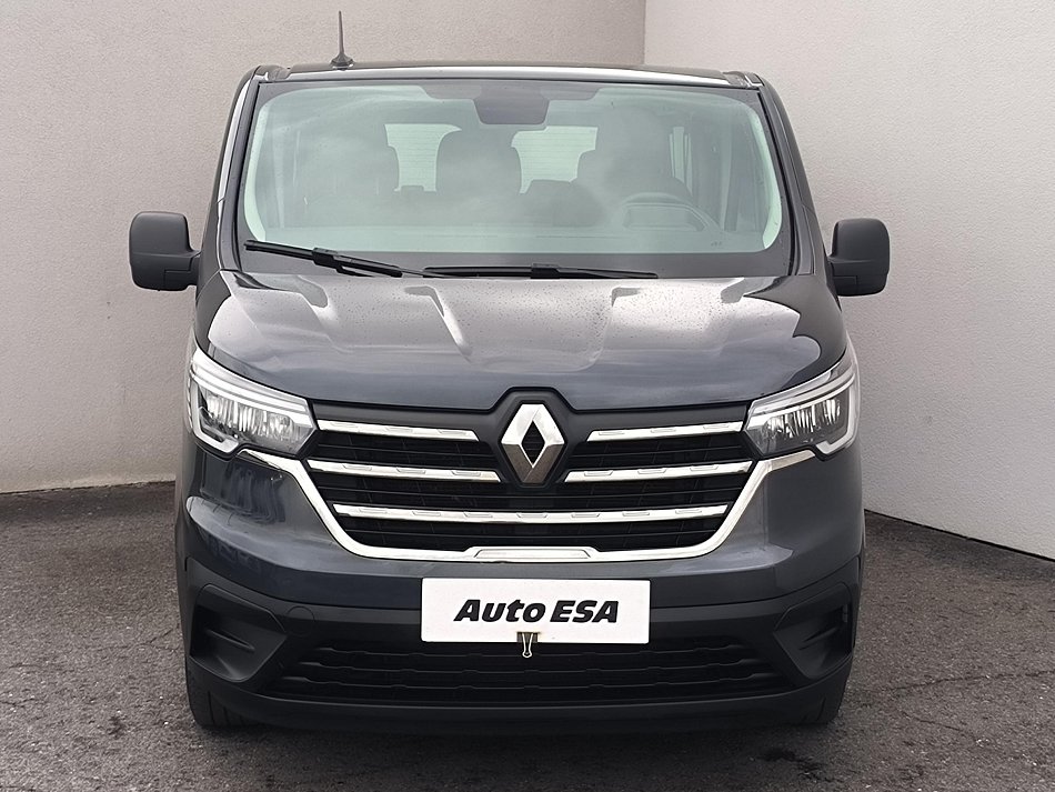 Renault Trafic 2.0dCi  L2 9míst