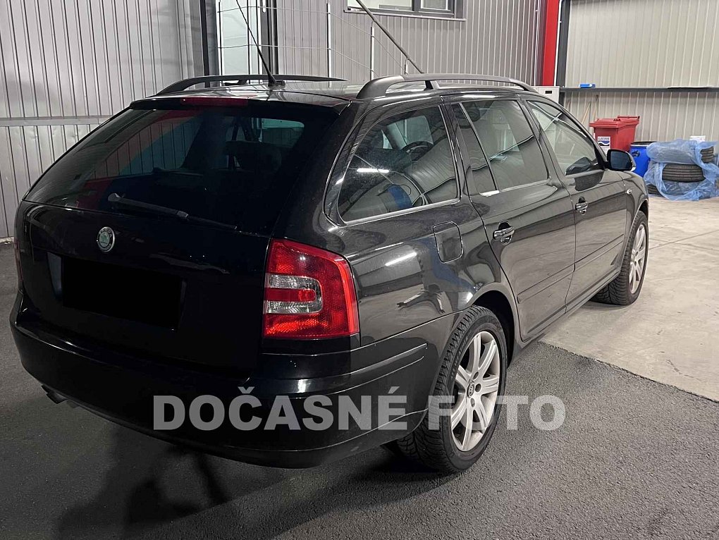 Škoda Octavia II 2.0FSI 