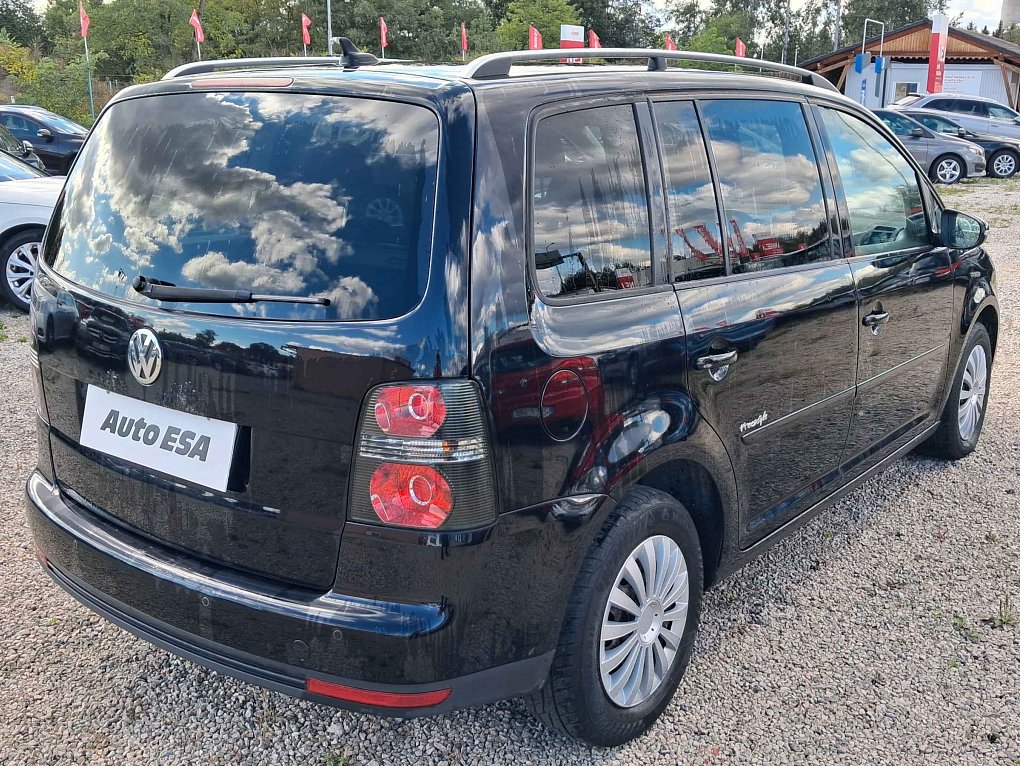 Volkswagen Touran 1.4 TSi 