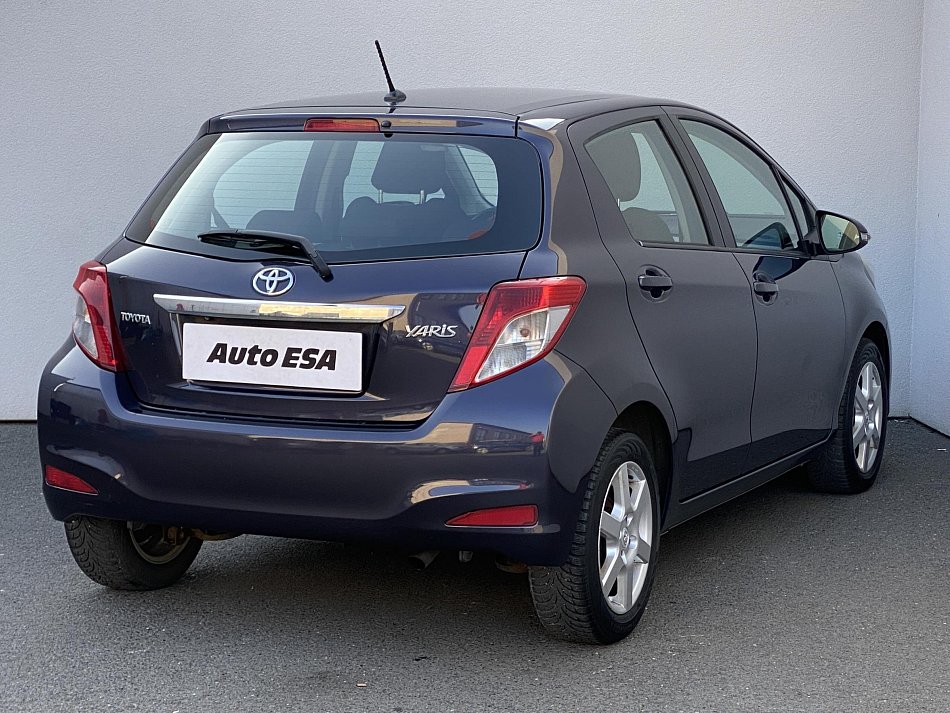 Toyota Yaris 1.3 VVT-i 