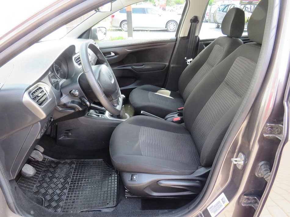 Peugeot 301 1.2PT 