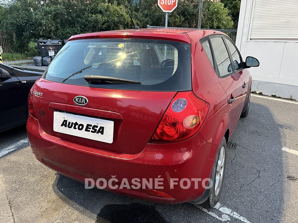 Kia Ceed 1.4i 