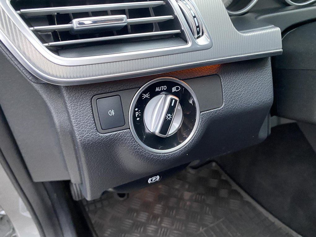 Mercedes-Benz Třída E 2.2 CDi  E250 4Matic