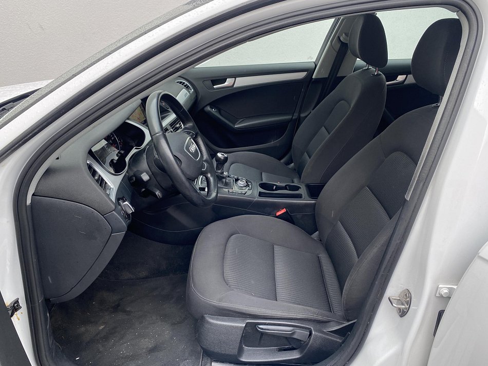 Audi A4 2.0 TDi Attraction Quattro
