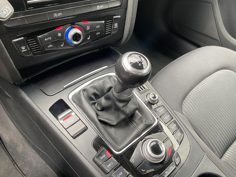 Audi A4 2.0 TDi Attraction Quattro