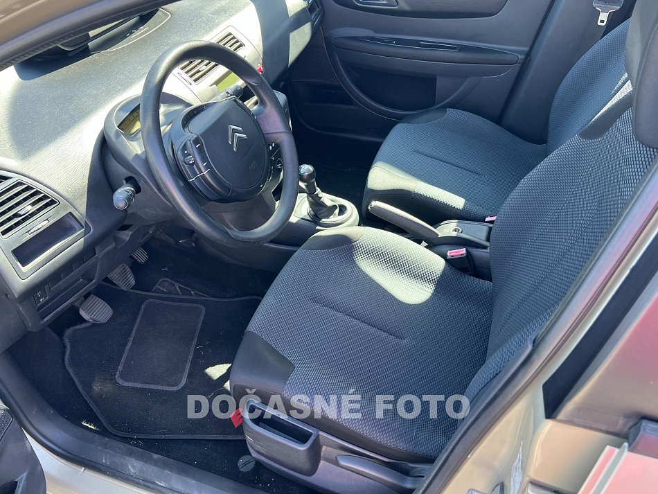 Citroën C4 1.4 i 