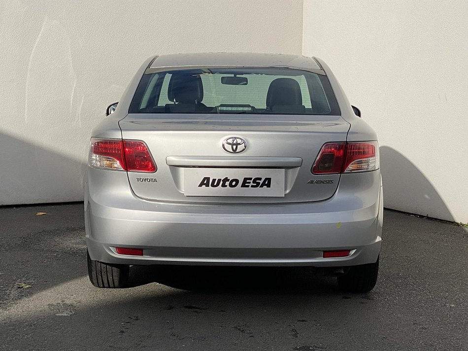 Toyota Avensis 1.8 VVT-i Edition