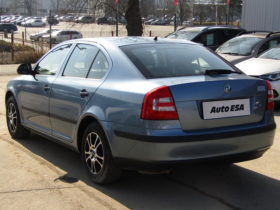 Škoda Octavia II 1.6 MPi Tour