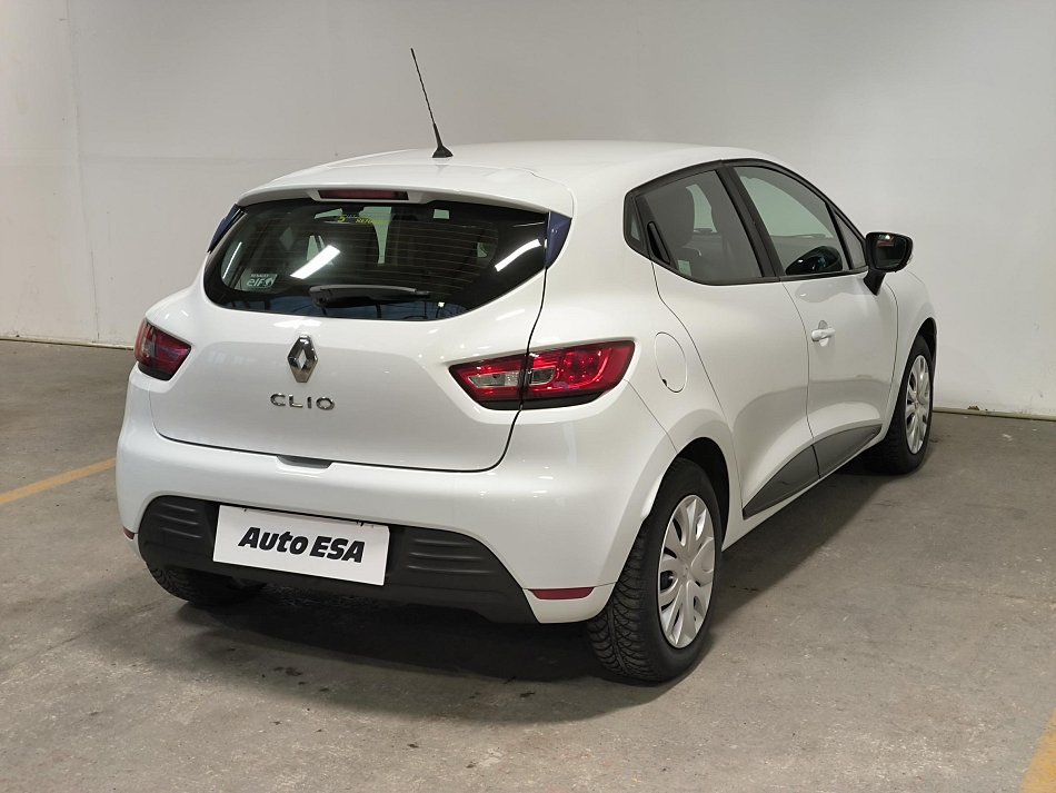 Renault Clio 1.2i 