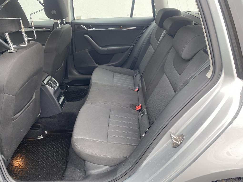 Škoda Octavia III 2.0 TDi Style