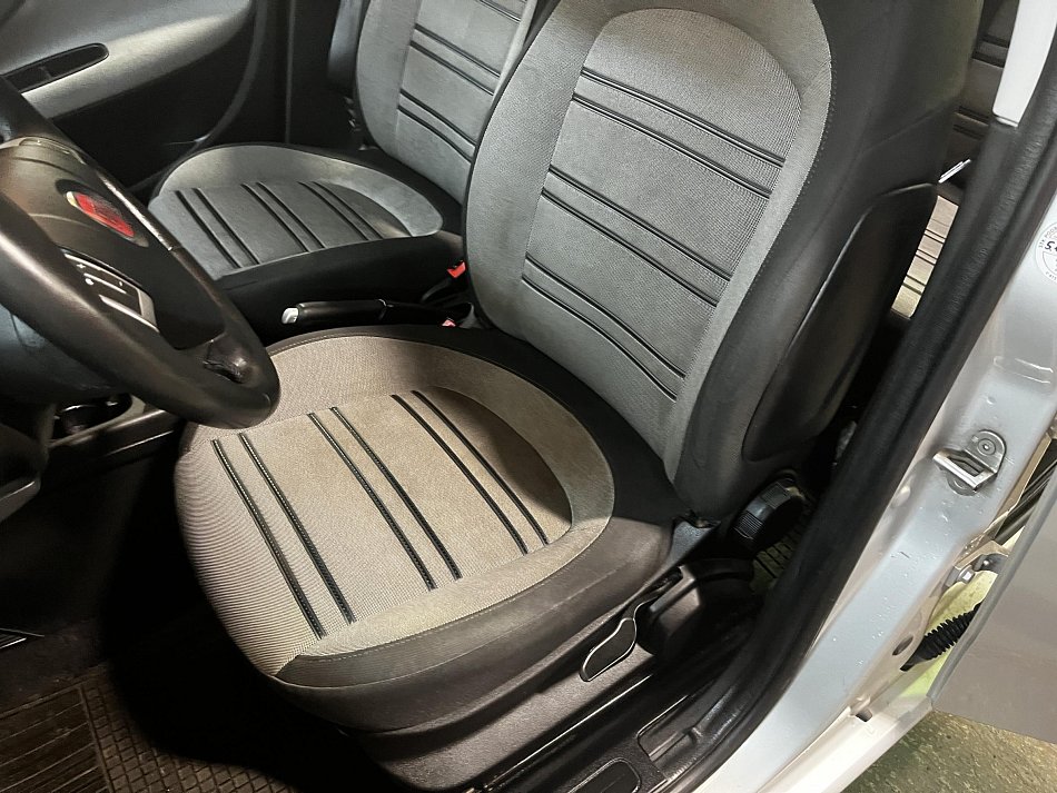 Fiat Punto 1.2i 