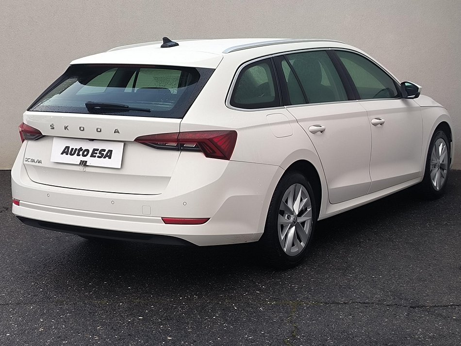 Škoda Octavia IV 1.5TSi Style