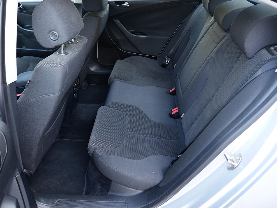Volkswagen Passat 2.0TDi 