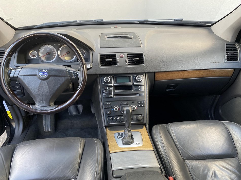 Volvo XC90 2.4 D Summum AWD