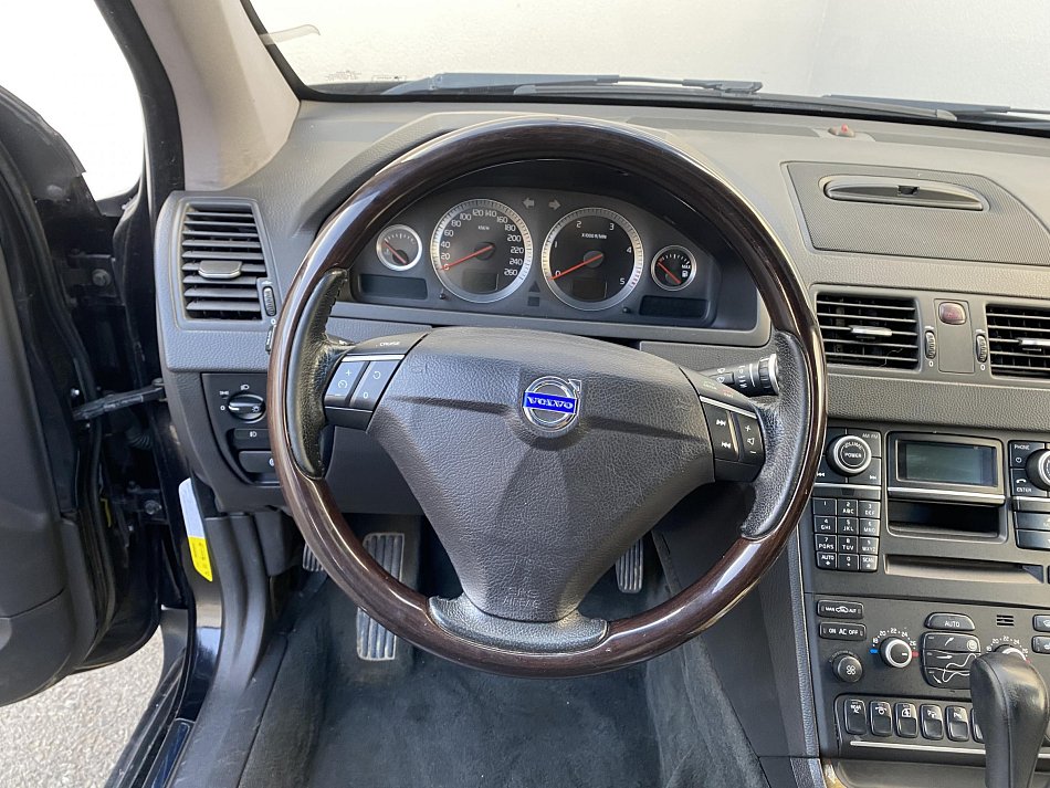 Volvo XC90 2.4 D Summum AWD