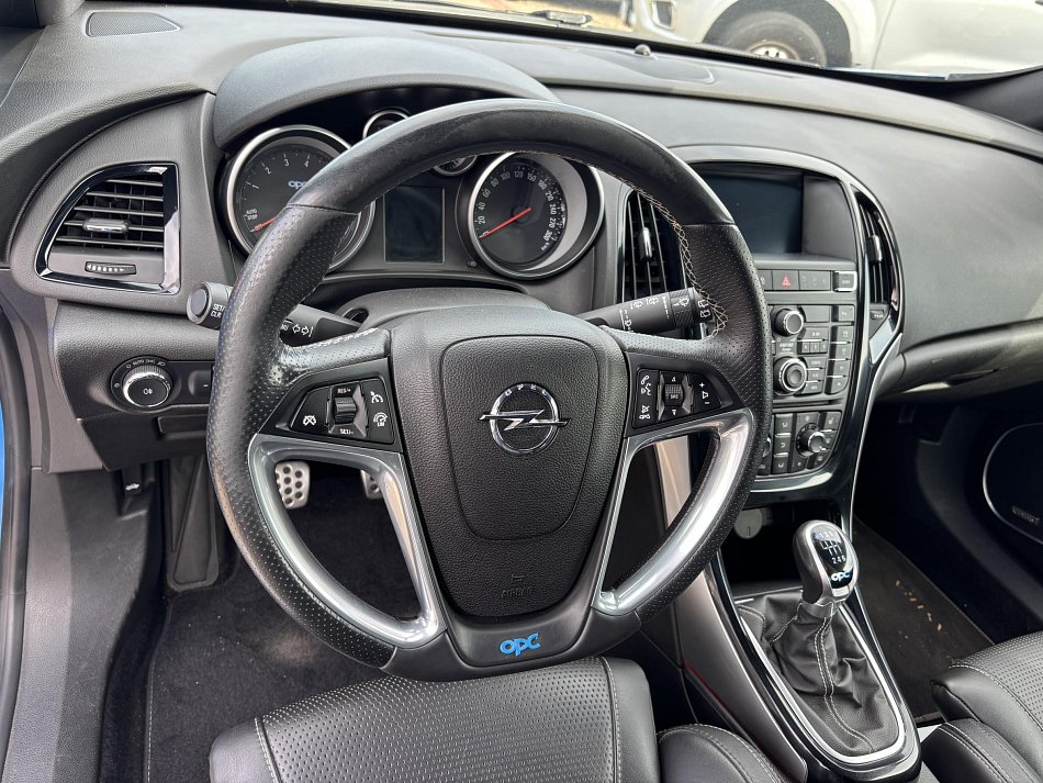 Opel Astra 2.0T OPC