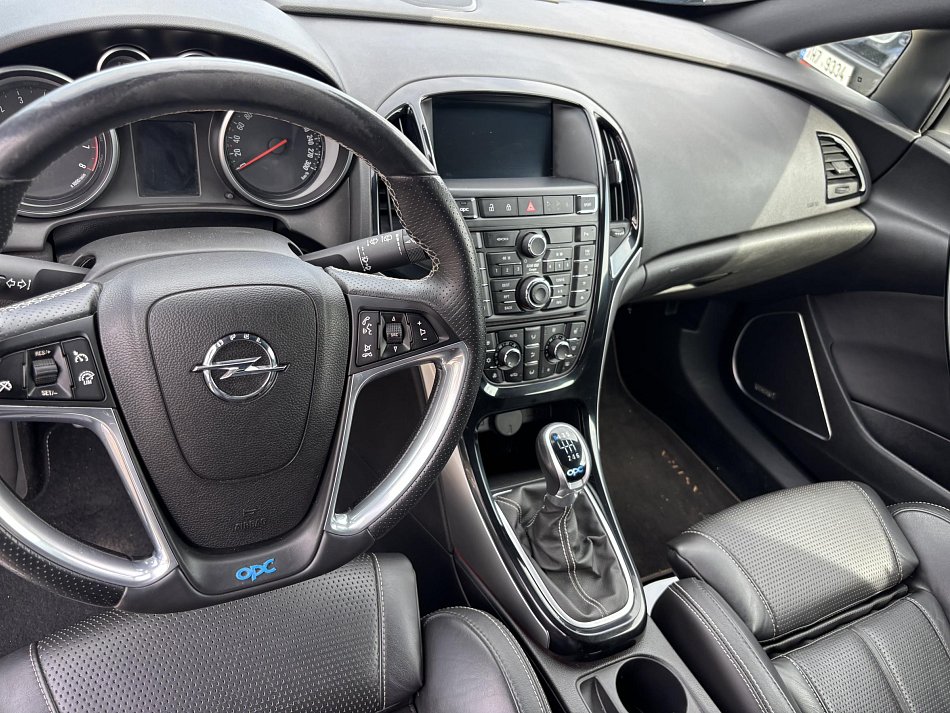 Opel Astra 2.0T OPC