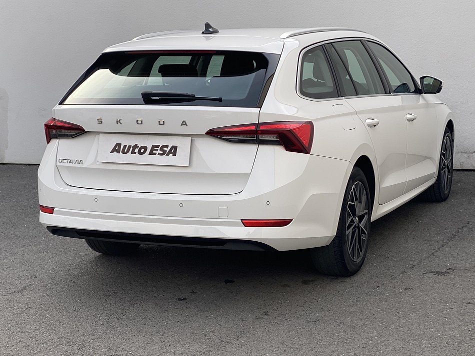 Škoda Octavia IV 1.5 TSi Style