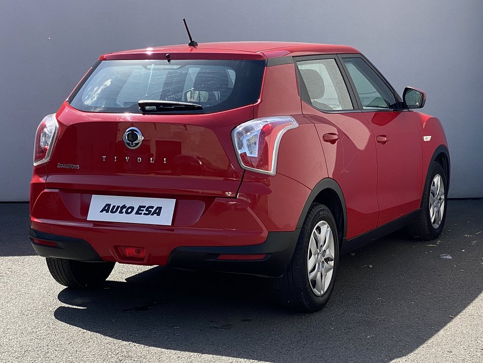 SsangYong Tivoli 1.6 i 
