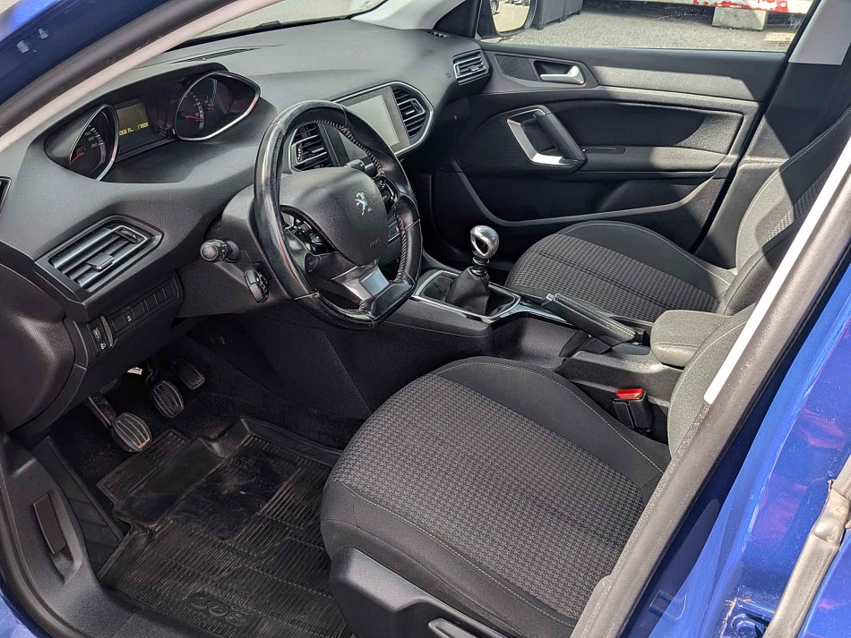 Peugeot 308 1.6 HDi 